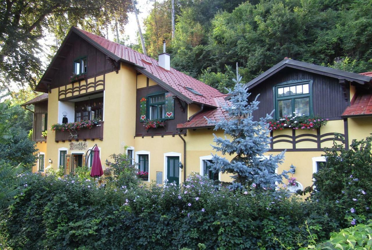 Villa Kreuthhof Appartements Klosterneuburg Exterior foto